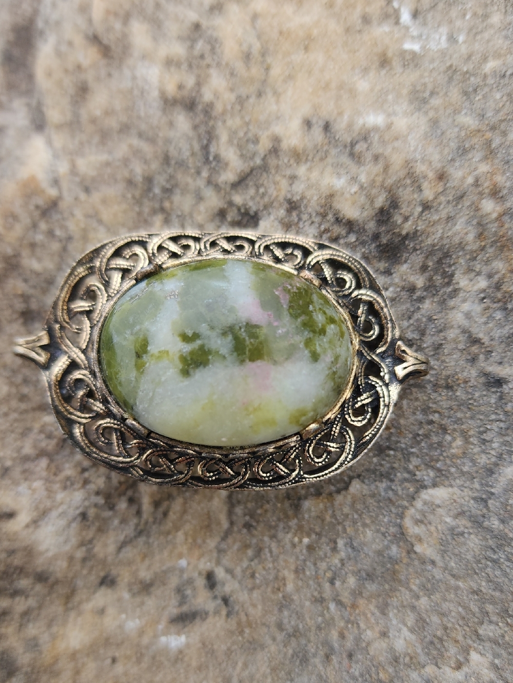 Moss Agate Green & Pink Vintage Golden Filigree Brooch Pin - Picture 3 of 4
